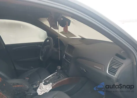 2012 Audi Q5 3.2 Premium from USA, damaged, VIN WA1WKAFPXCA090670